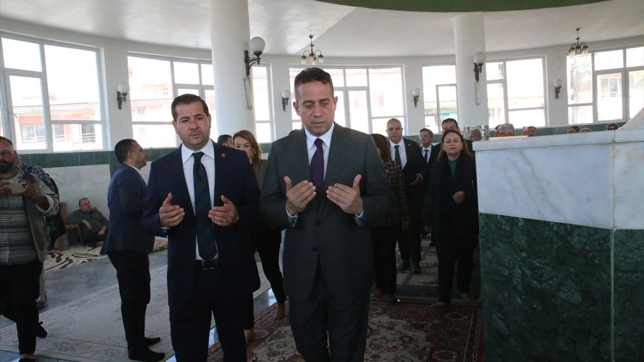 CHP'li Başarır: 'Şam Yönetimi, Suriye'deki Tüm Vatandaşların Güvenliğinden Sorumludur'