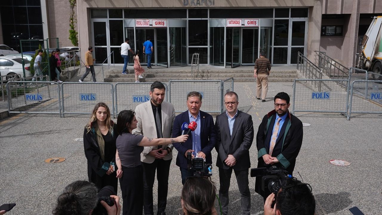 CHP'li Emir'den Gözaltındaki Gençler İçin Çağrı