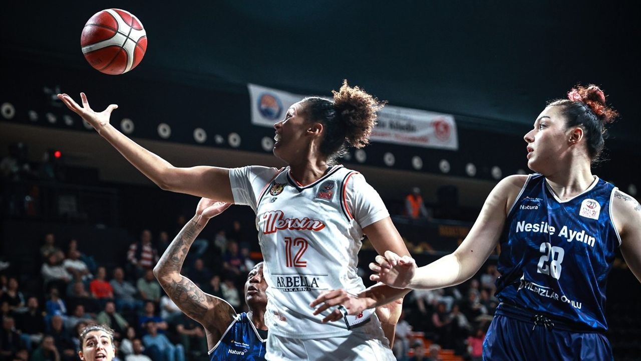 ÇİMSA ÇBK Mersin, Play-off'ta Nesibe Aydın'ı Geçerek Yarı Finale Yükseldi