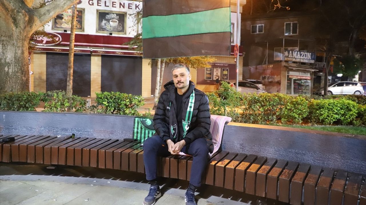 Denizlispor Başkanı Ergil, Açlık Grevine Başladı