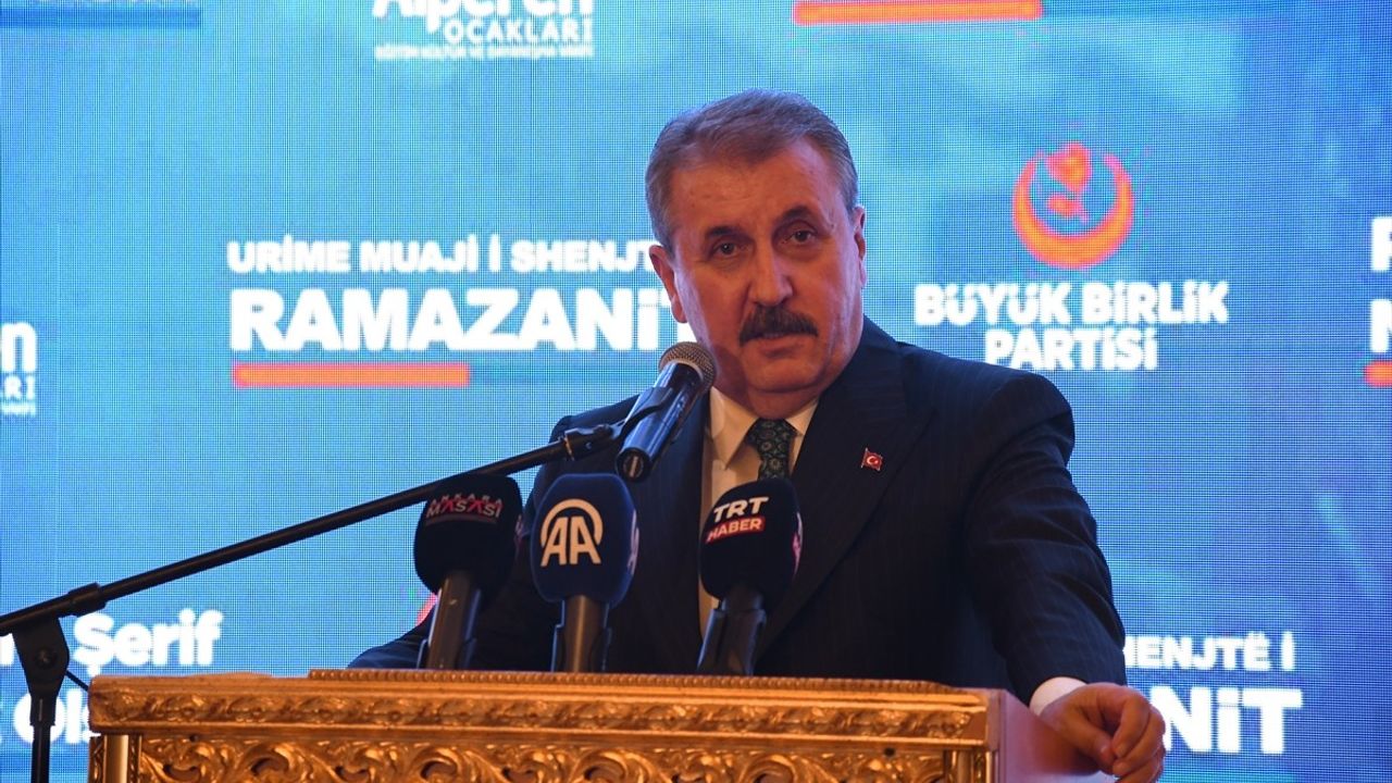 Destici Prizren'de Balkanlar İçin Barış Mesajı Verdi