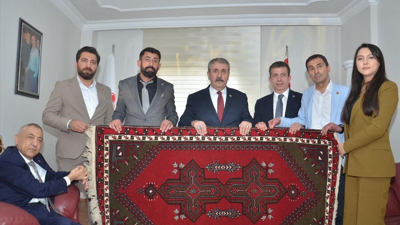 Destici: Terörle Mücadelede Birlik Olmalıyız