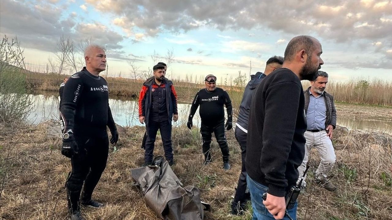 Dicle Nehri'nde Kaybolan Gençten Acı Haber!