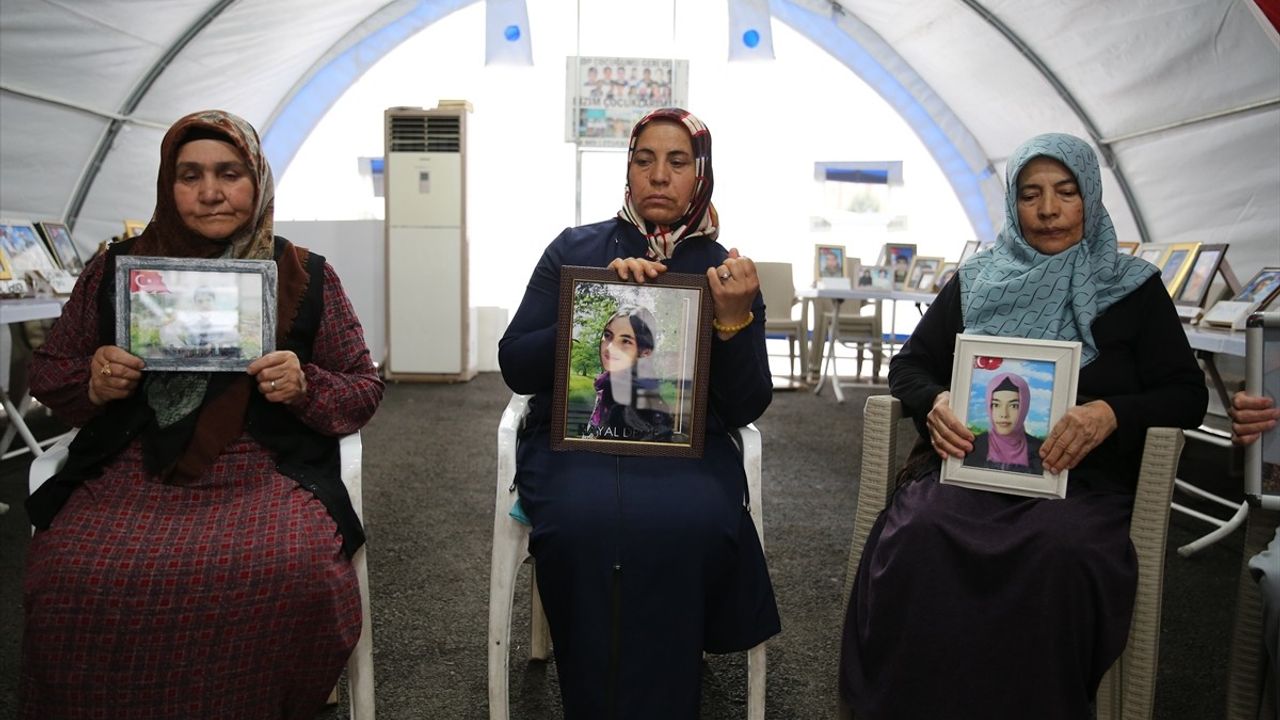 Diyarbakır Anneleri, Ramazan Bayramı'nda da Evlat Nöbetinde