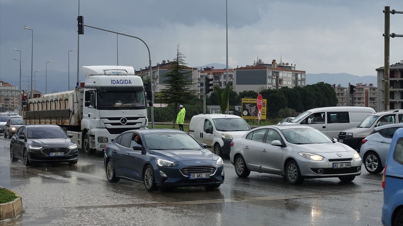 Edremit Körfezi'nde Ramazan Bayramı Yoğunluğu Zirveye Ulaştı
