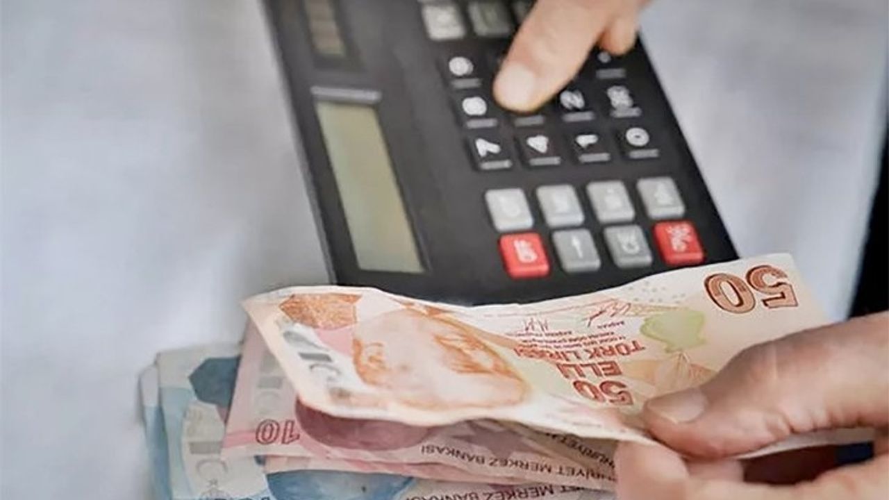 Emekliler için 1.000 TL Ek Ödeme Merakla Bekleniyor