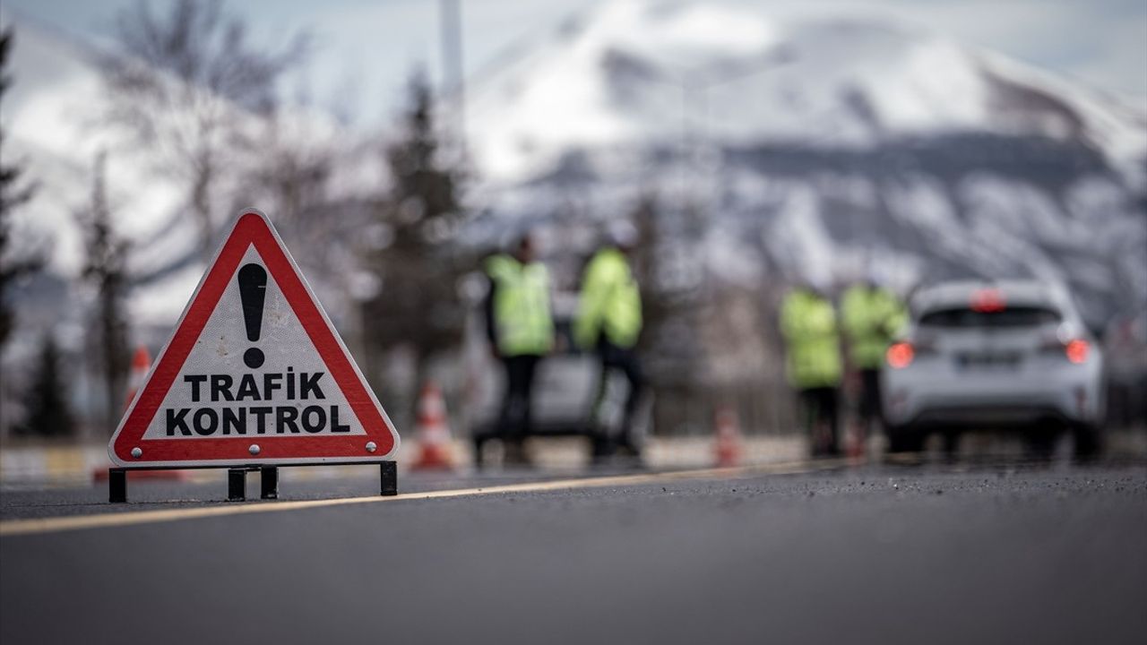 Erzurum'da Dron Destekli Trafik Denetimleri Bayram Öncesi Başladı