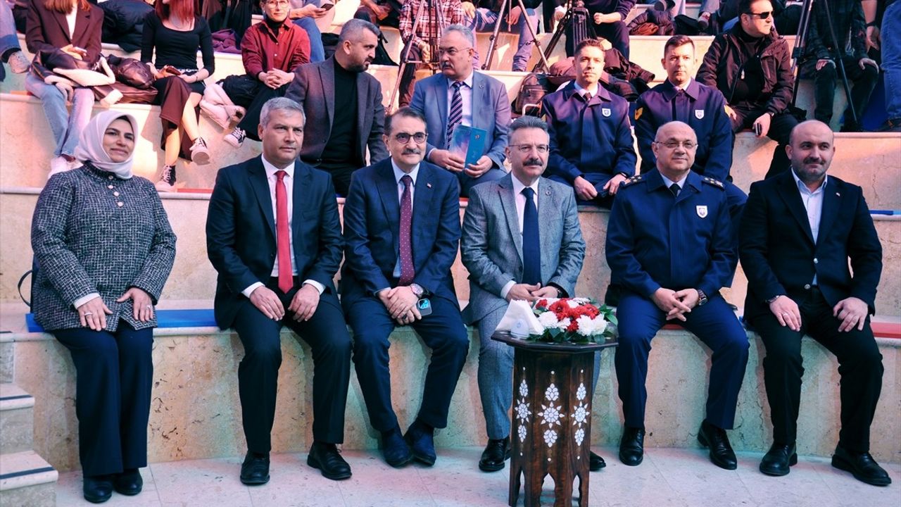 Eskişehir'de Nevruz Bayramı Coşkuyla Kutlandı