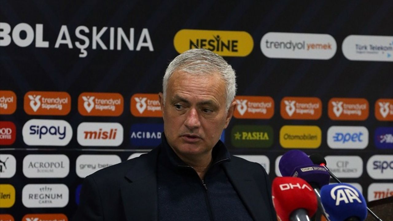 Fenerbahçe'nin Galibiyeti ve Mourinho'nun VAR Eleştirisi