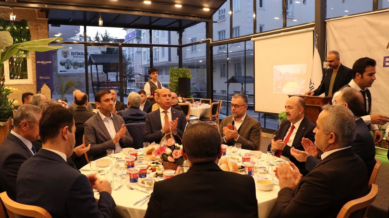 Gaziantep'te Bülbülzade Vakfı'ndan Anlamlı İftar Programı
