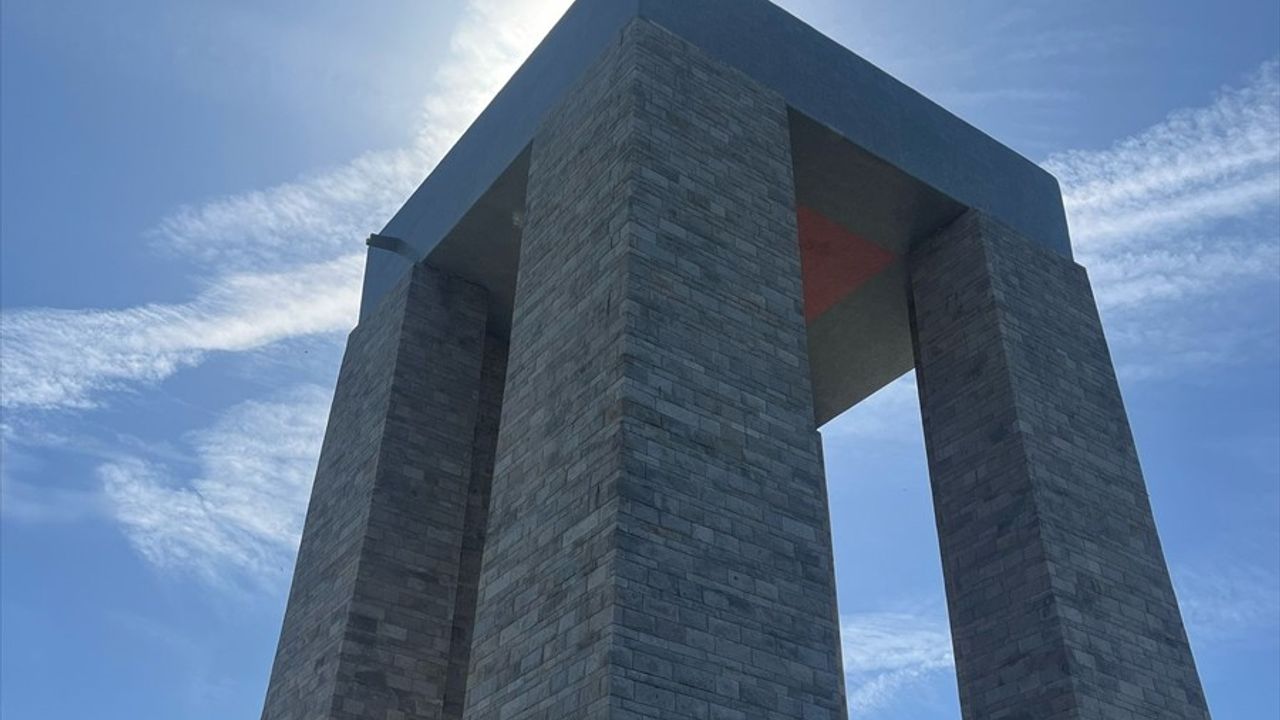 Gelibolu'da Azerbaycan Şehitleri için Anma Etkinliği Düzenlendi