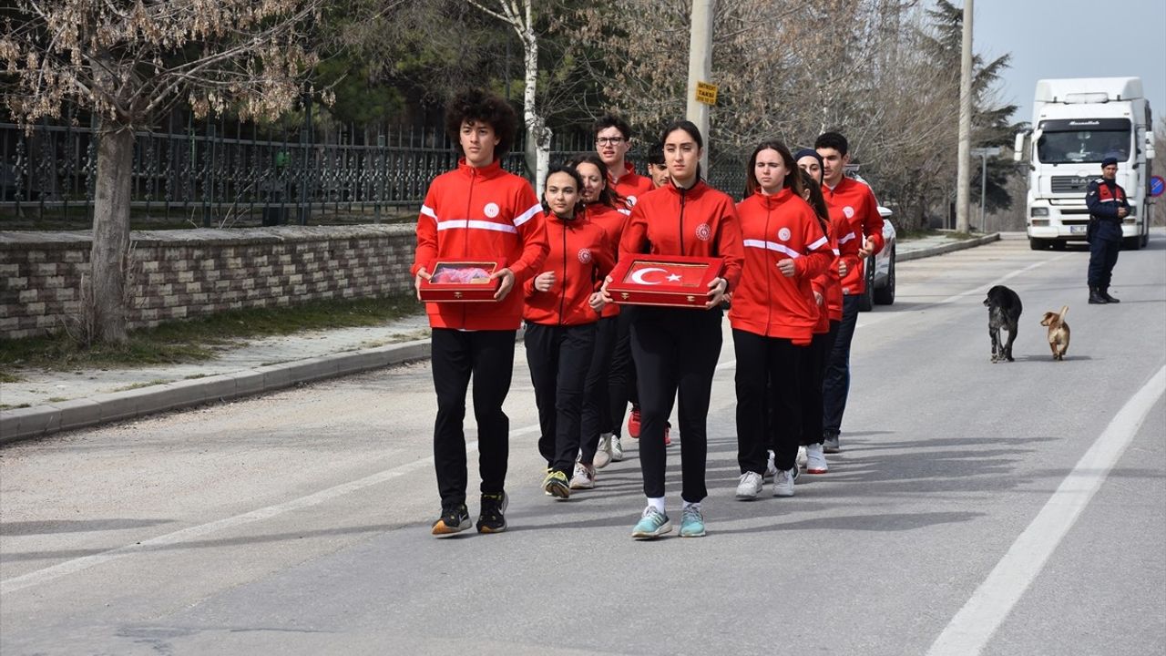 Gelibolu'dan Eskişehir'e Türk Bayrağı ve Toprak Geliyor