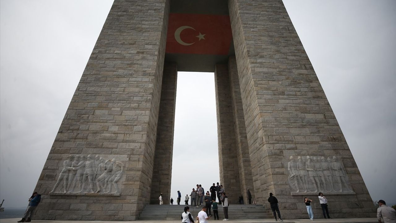 Gelibolu Yarımadası'nda Çanakkale Deniz Zaferi Törenlerinin Provası Gerçekleştirildi