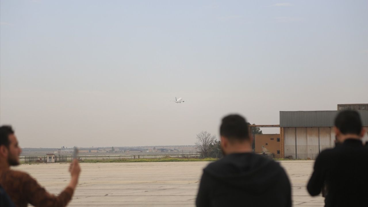 Halep Uluslararası Havalimanı Yeniden Hizmete Girdi