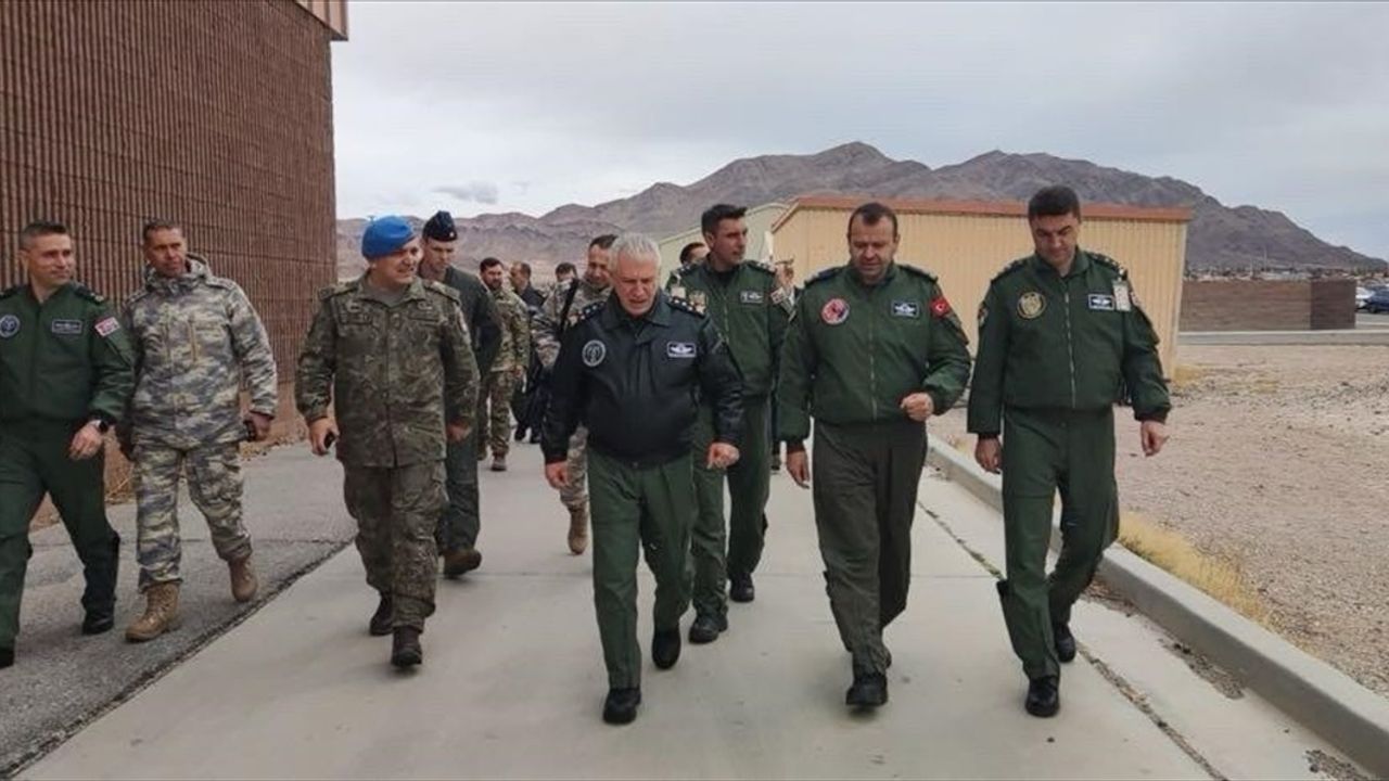 Hava Kuvvetleri Komutanı Kadıoğlu, ABD'de Silah ve Taktikler Filo Komutanlığını Ziyaret Etti