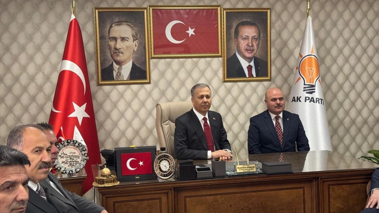 İçişleri Bakanı Ali Yerlikaya, Kars'ta Önemli Ziyaretlerde Bulundu