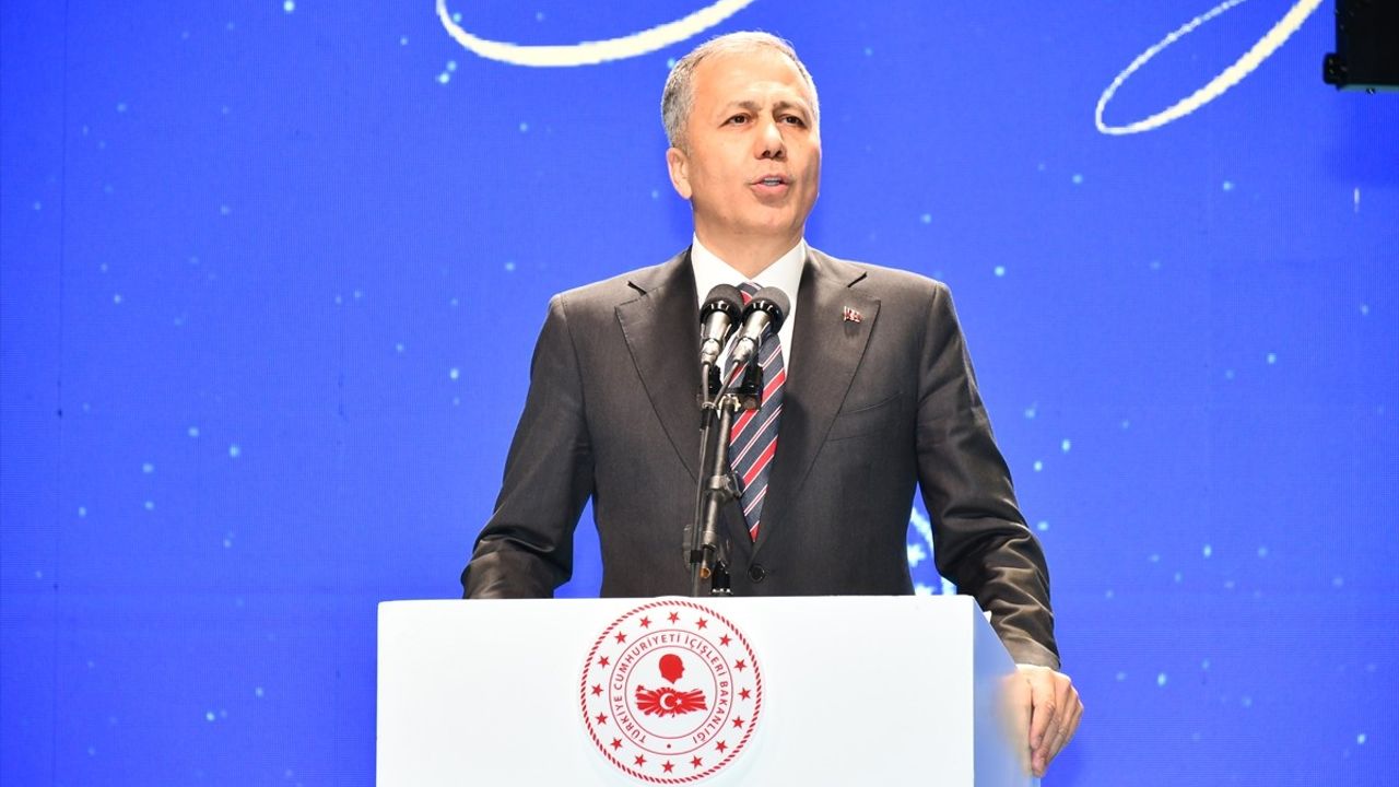 İçişleri Bakanı Yerlikaya Batman'da Terörle Mücadele ve Kardeşlik Vurgusu Yaptı