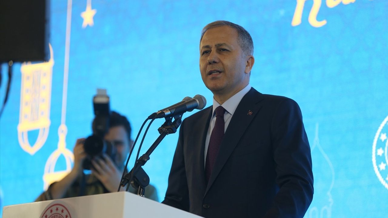 İçişleri Bakanı Yerlikaya, Hatay'daki Kardeşlik İftarı'nda Konuştu