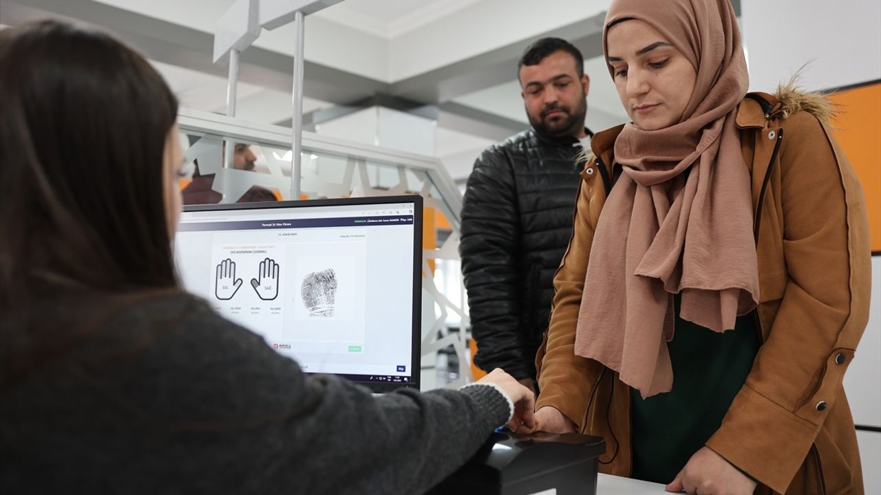 Iğdır, Yeni Kimlik Kartı Değişiminde Türkiye'de İlk Sırada