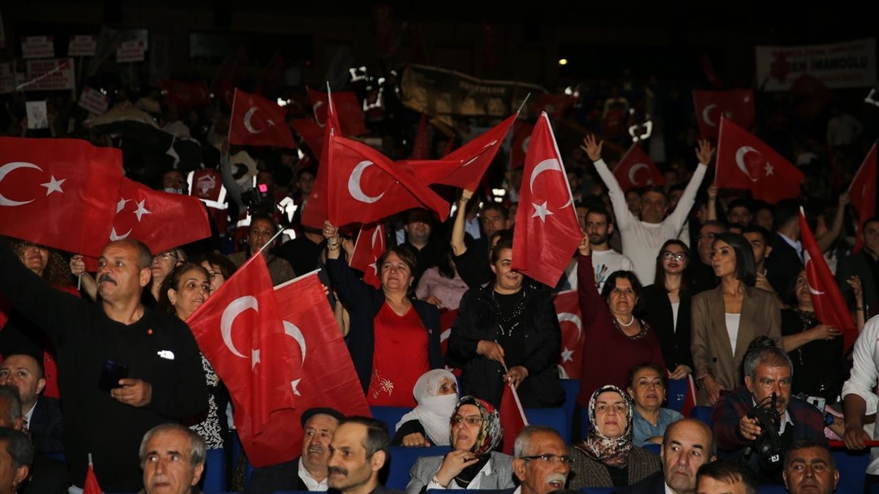 İmamoğlu Diyarbakır'da Barış ve Demokrasi Vurgusu Yaptı