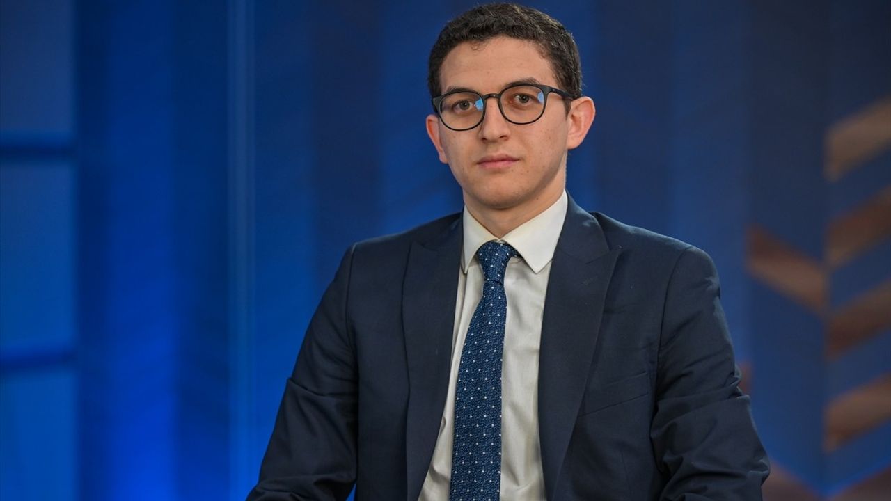 İran'da Etnik ve Mezhepsel Ayrımcılık Tartışmaları Derinleşiyor