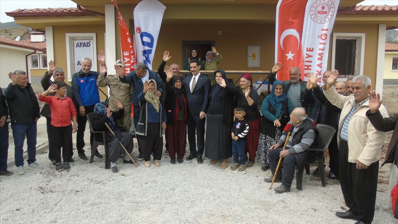 İslahiye'deki 4 Bininci Kalıcı Konut Hak Sahibine Teslim Edildi