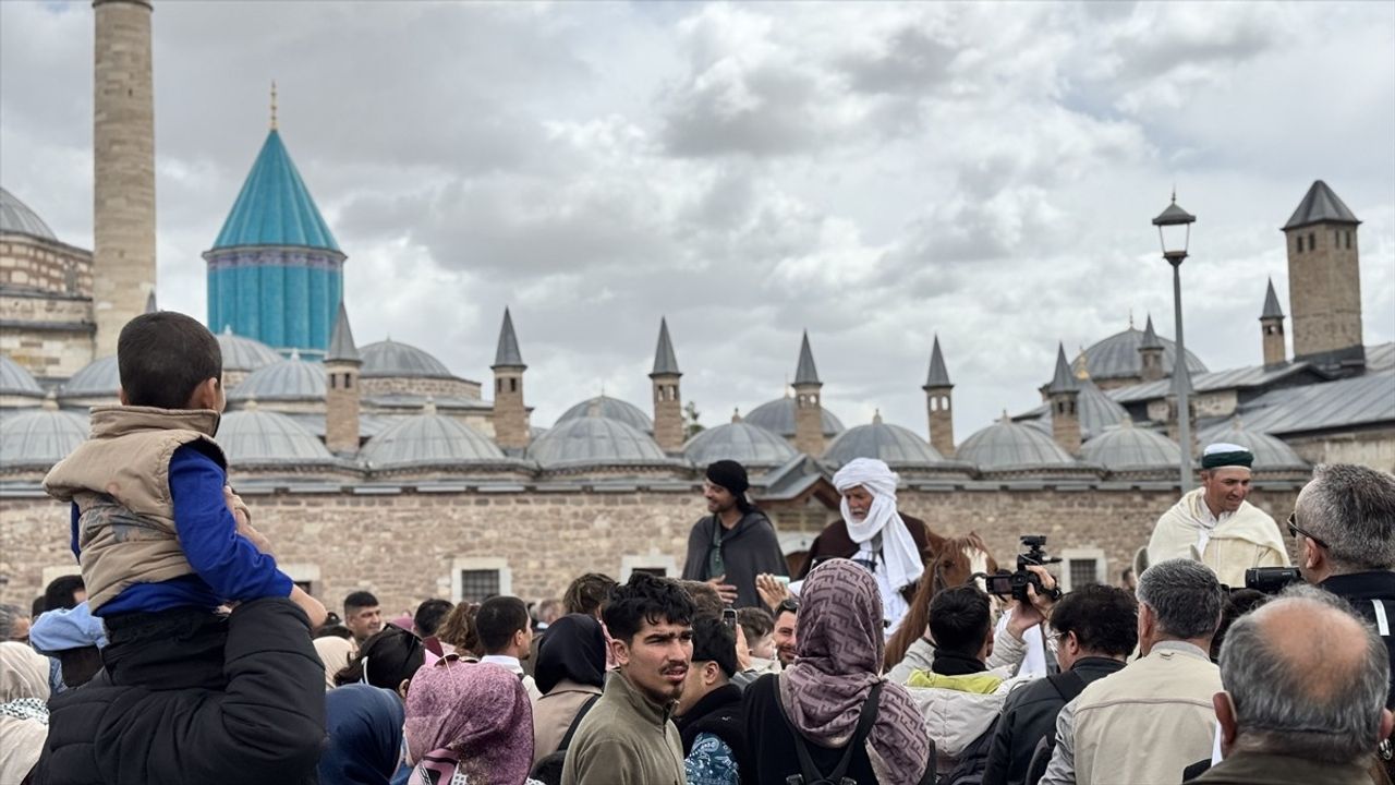 İspanya'dan At Sırtında Hac Yolculuğu: 3 Hacı Adayı Konya'da Karşılandı