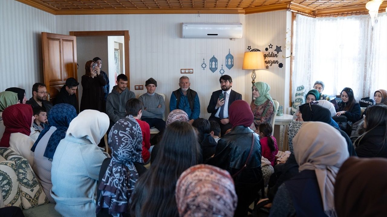 İspanyol Hacı Adayları Beştepe Millet Camisi'ni Ziyaret Etti