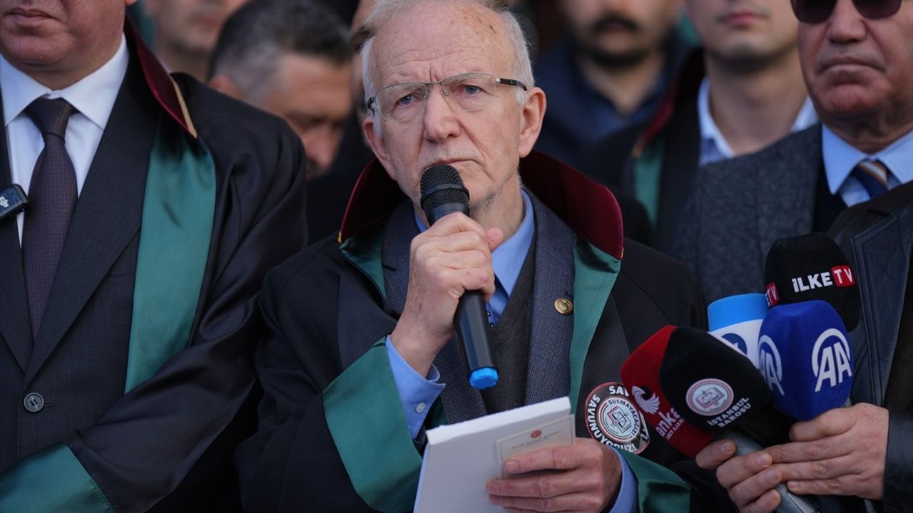 İstanbul Barosu Başkanı Kaboğlu ve Yönetim Kurulu Üyeleri Hakim Karşısında