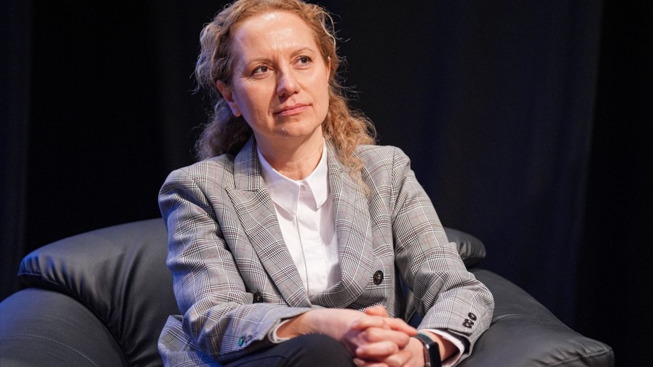 İstanbul Üniversitesi-Cerrahpaşa'da Çevre Sorunları ve Medyanın Rolü Tartışıldı