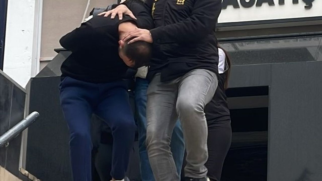 İstanbul ve Kocaeli'de Dolandırıcılık Operasyonu: 3 Şüpheli Gözaltında