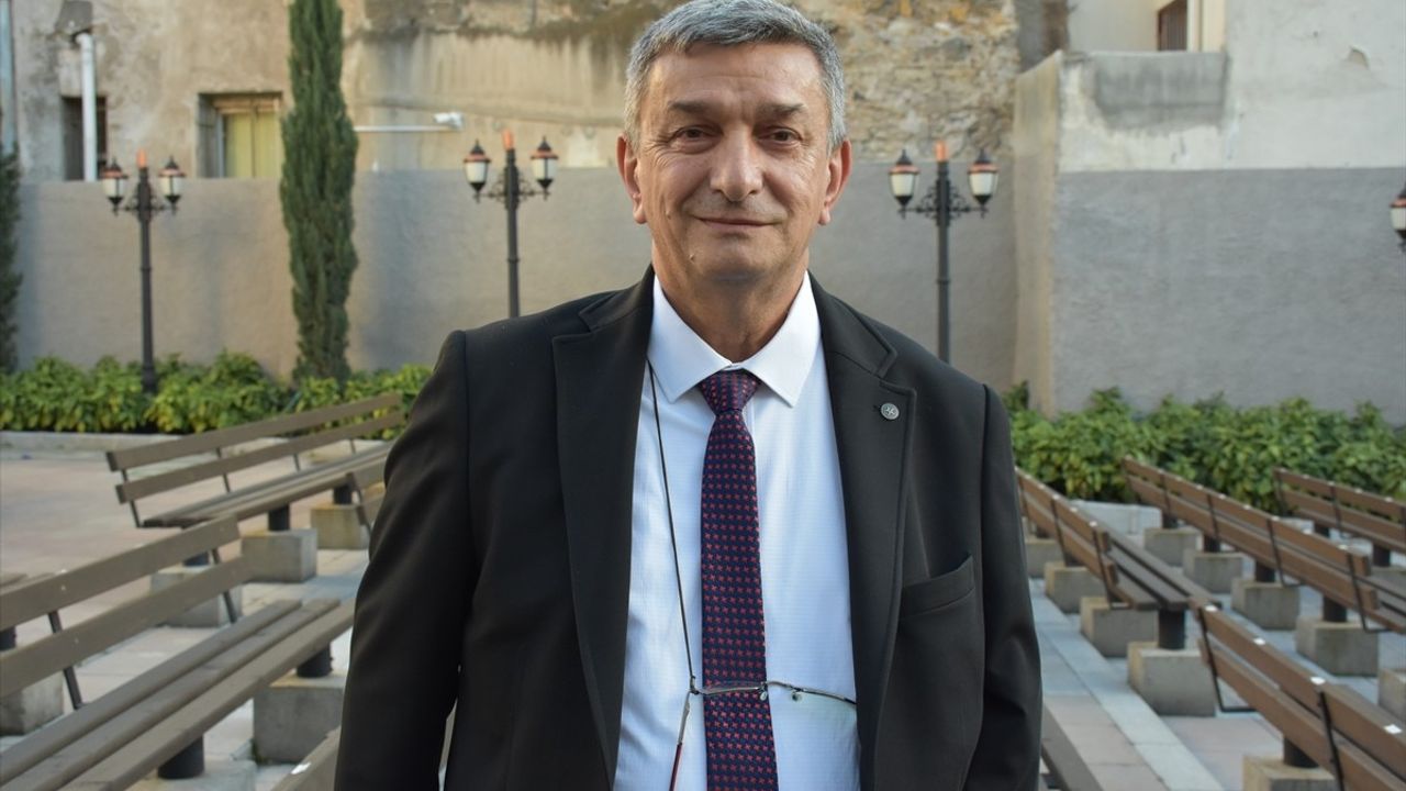 İzmir Basmane'nin Tarihi Dokusunun Yeniden Canlandırılması Hedefleniyor