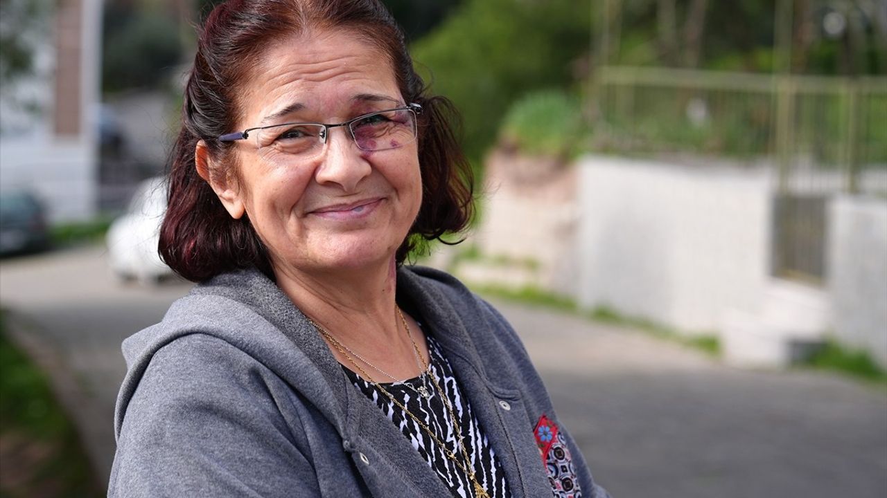 İzmir'de Sahipsiz Köpek Saldırısı: 6 Yaşındaki Çocuk Yaralandı