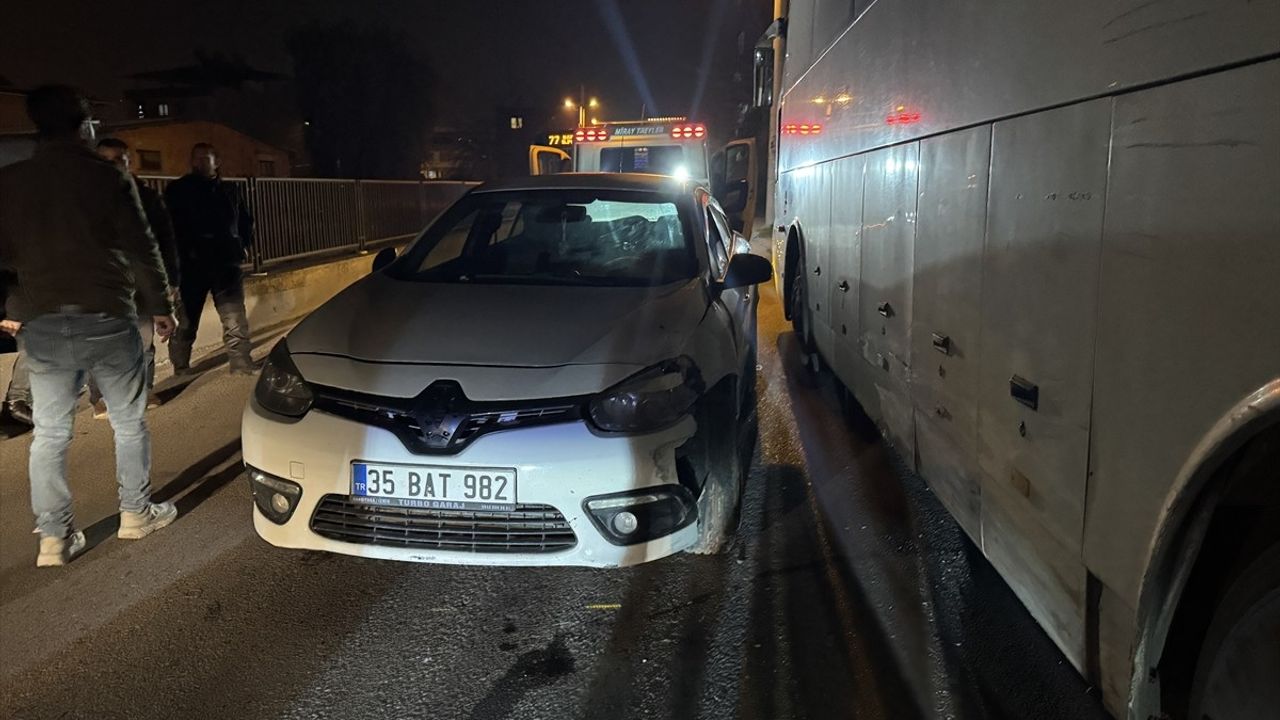 İzmir'de Silahlı Saldırı: Sürücü Hayatını Kaybetti, Bir Kişi Yaralı