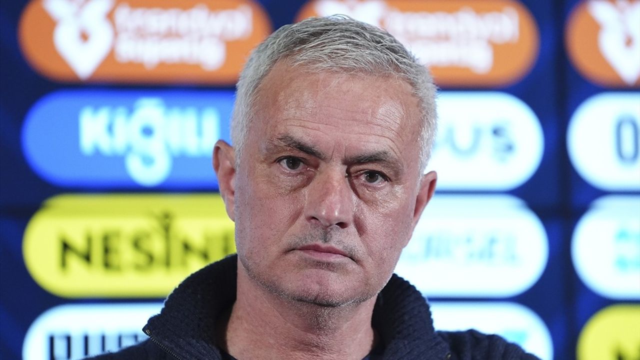 Jose Mourinho, Fenerbahçe'nin Şampiyonluk Şansını Değerlendirdi