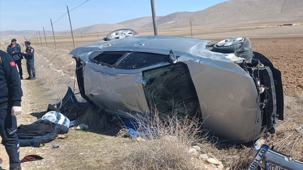 Karaman'da Trafik Kazası: 1 Ölü, 1 Yaralı