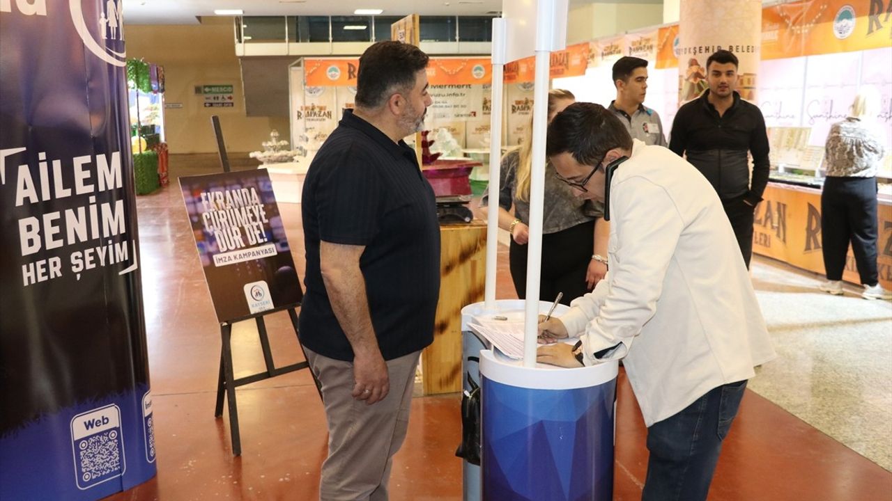 Kayseri'de Gündüz Kuşağı Programlarına İmza Kampanyası