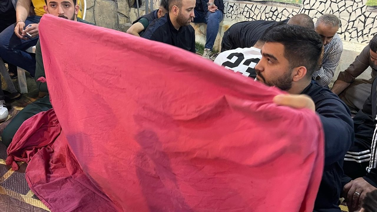 Kerkük'te Geleneksel Sini Zarf Oyunu Ramazan Gecelerinin Vazgeçilmezi