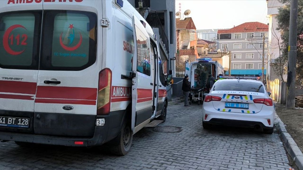 Kocaeli'de Karbonmonoksit Gazı Zehirlenmesi: Çift Hastaneye Kaldırıldı