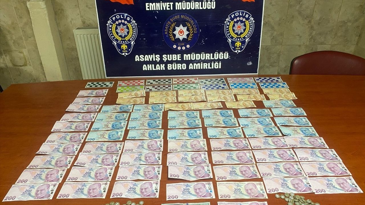 Kocaeli'de Kumar Ortamına Baskın: 9 Kişiye 83 Bin Lira Ceza Kesildi
