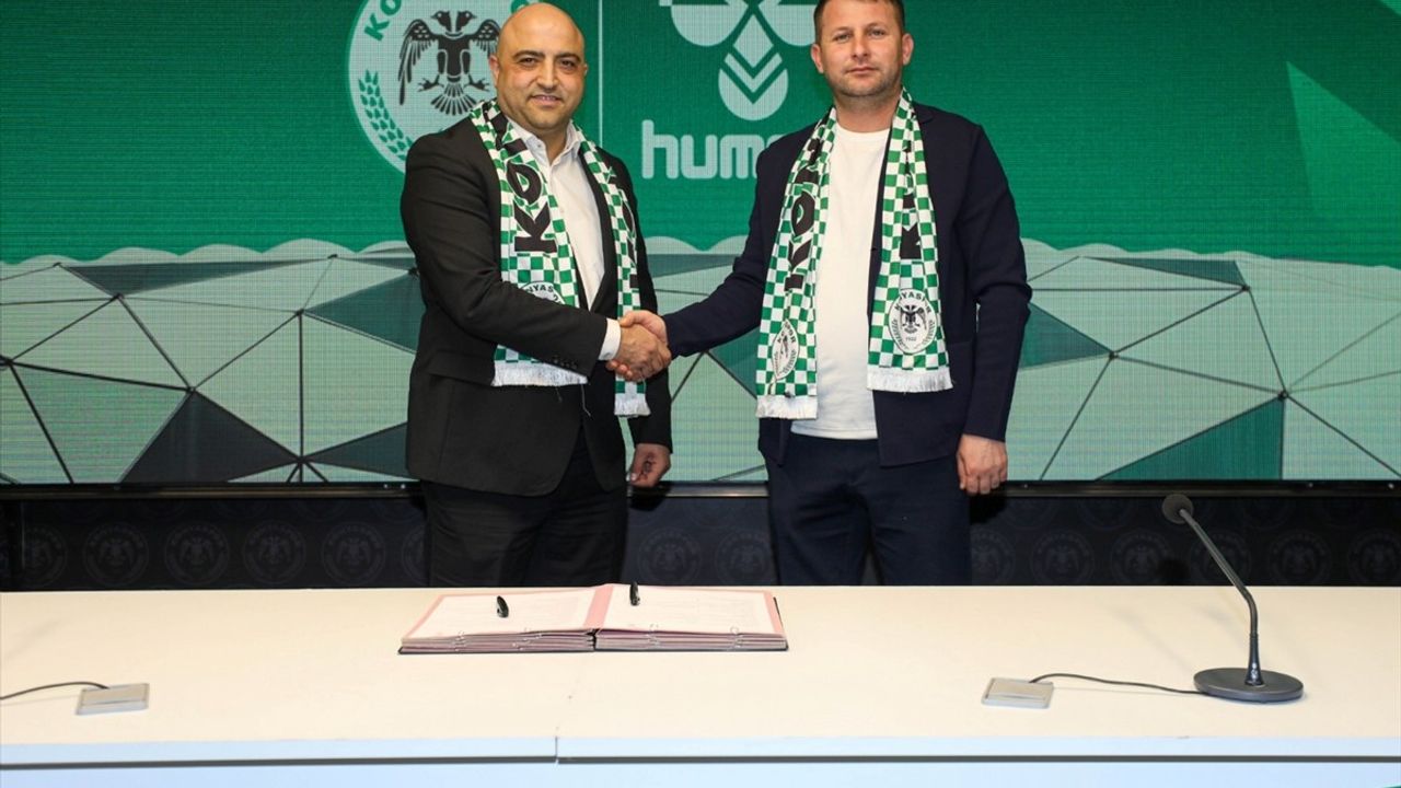 Konyaspor ve Hummel İşbirliğine Gidiyor