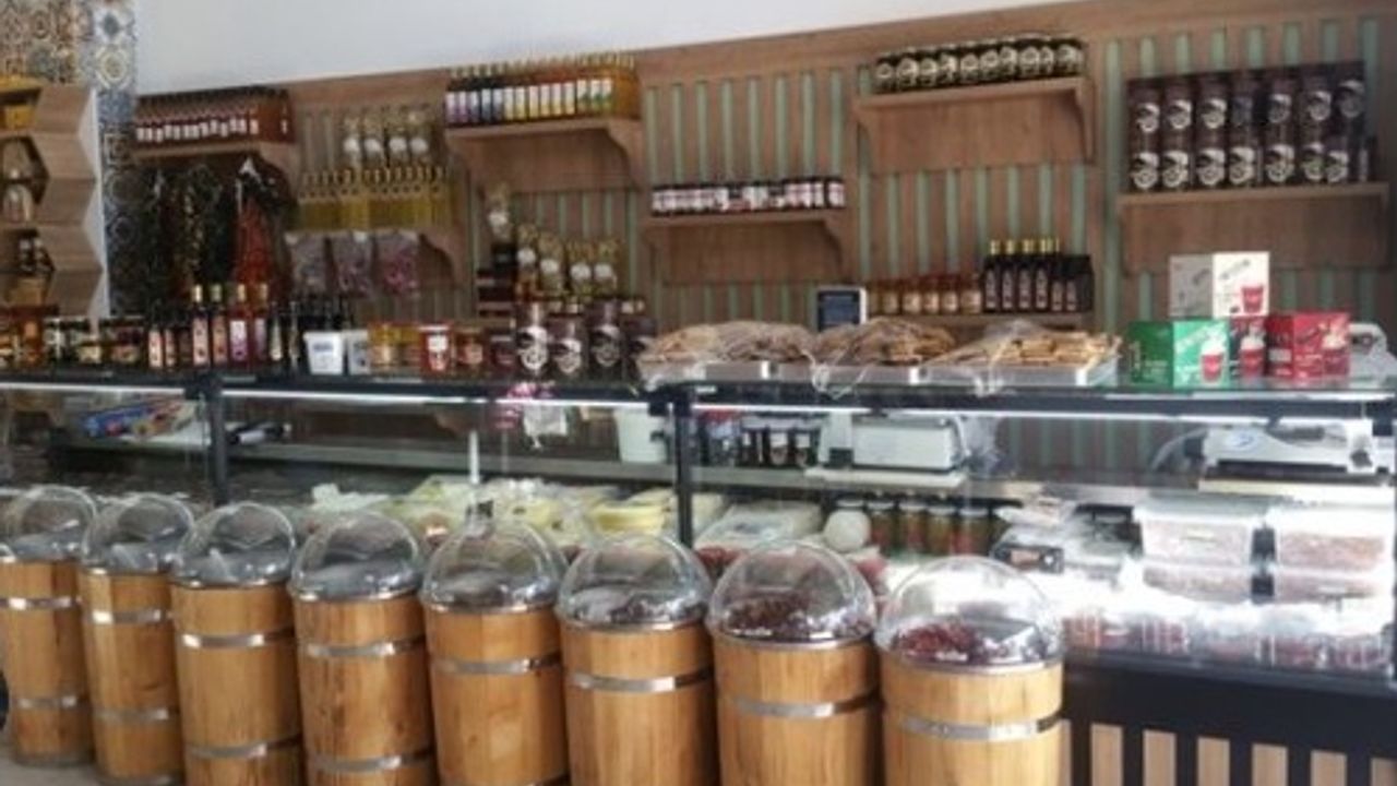 Manisa'da Halk Mandıra Projesi: Uygun Fiyatlı Süt Ürünleri