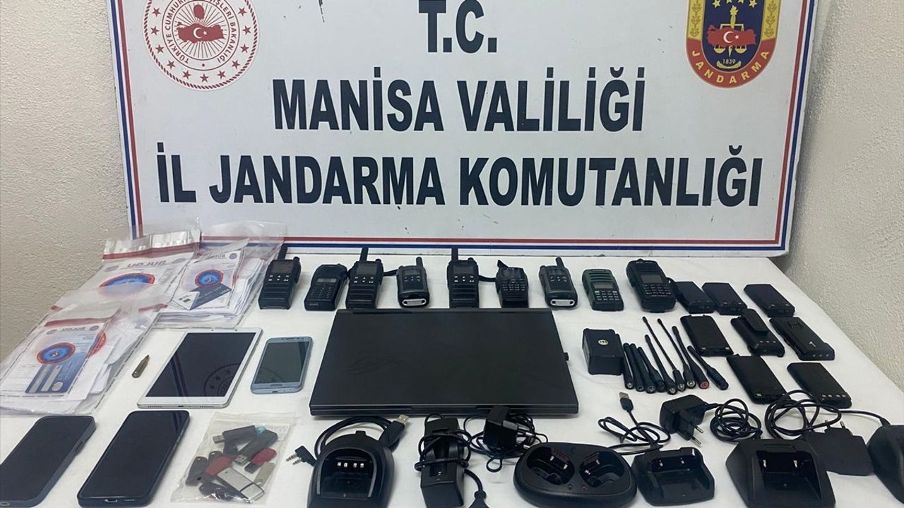 Manisa'da MİT Mensubu Olarak Kendini Tanıtan Zanlı Yakalandı