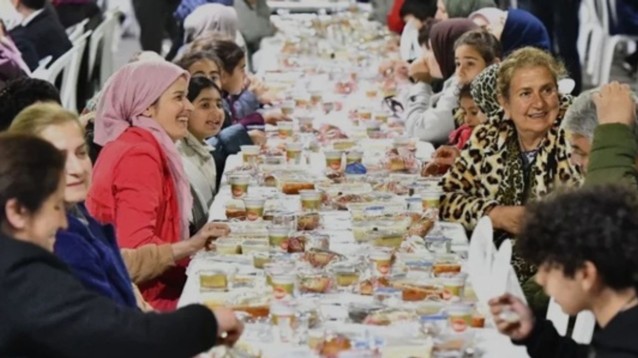 Manisa'da Ücretsiz İftar Desteği: Son 4 Gün!