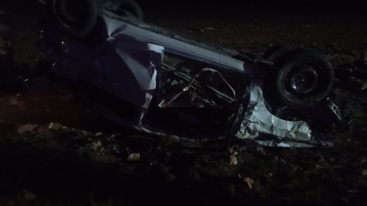 Mardin'de Şarampole Devrilen Otomobilde 2 Kişi Hayatını Kaybetti