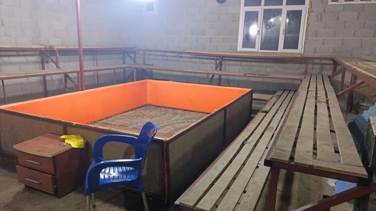 Mersin'de Horoz Dövüşüne 14 Kişiye 130 Bin Lira Ceza