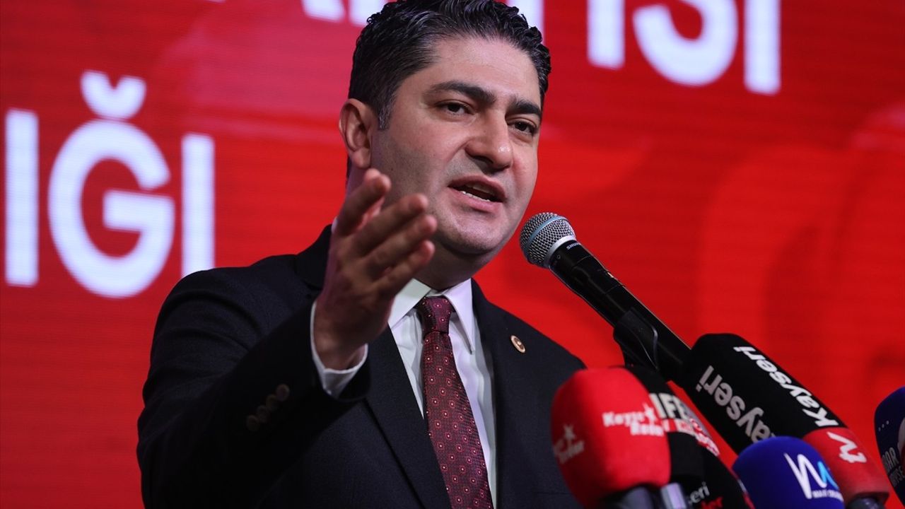 MHP Genel Başkan Yardımcısı Özdemir Kayseri'de İftar Programında Konuştu