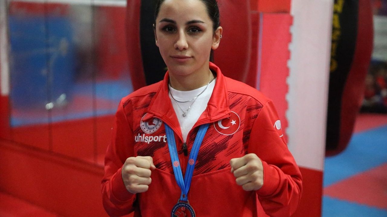 Milli Wushucu Berna Tut, Dünya Kupası'nda Altın Madalya hedefliyor