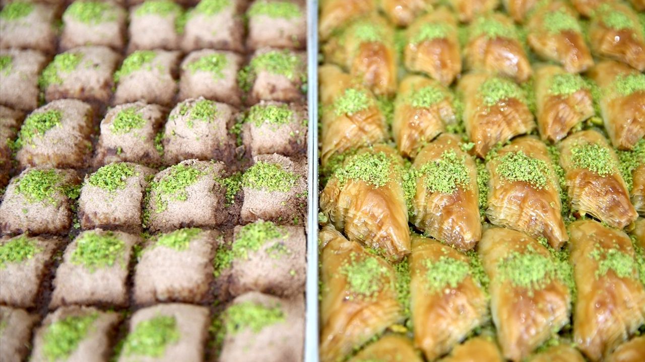 Muş'ta Ramazan Bayramı Öncesi Tatlıcılar Yoğun Siparişlere Hazır