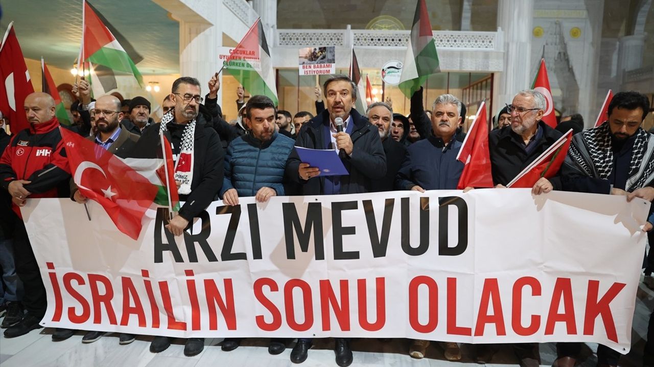 Nevşehir ve Kırıkkale'de İsrail Saldırıları Protesto Edildi